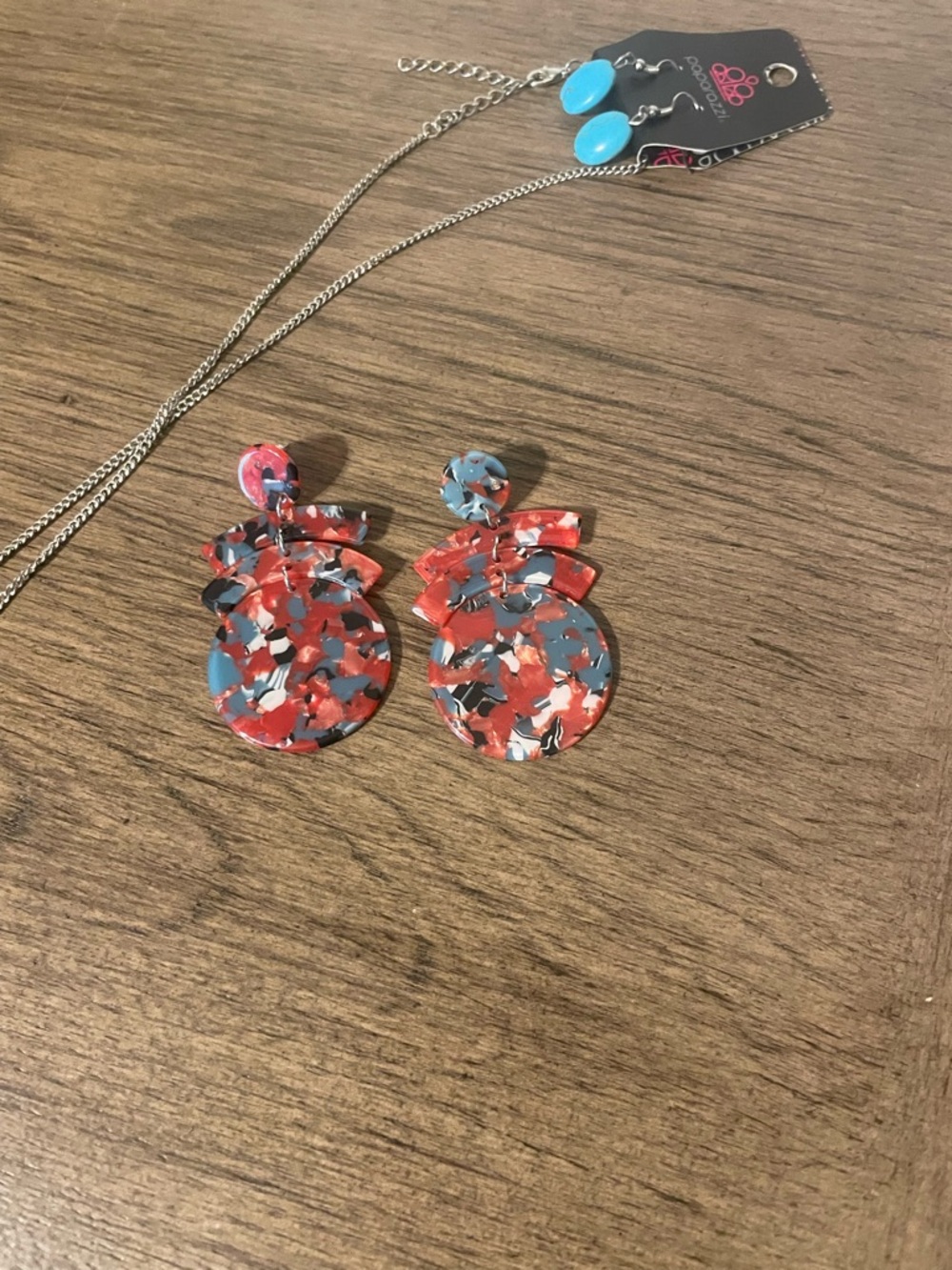 paparazzi Turquoise Blue Oval Necklace with Matching Drop Earrings - Picture 4 of 5